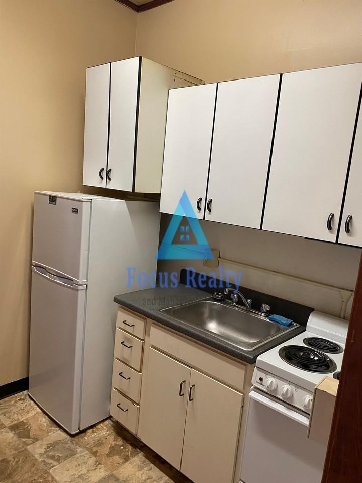 15 East Vine Street - Photo 3 of 9