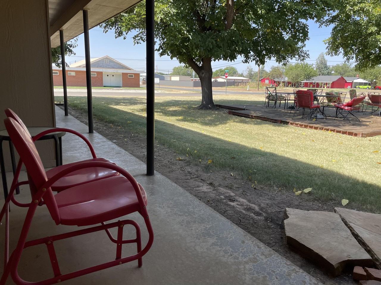 912 Canyon - Photo 2 of 44