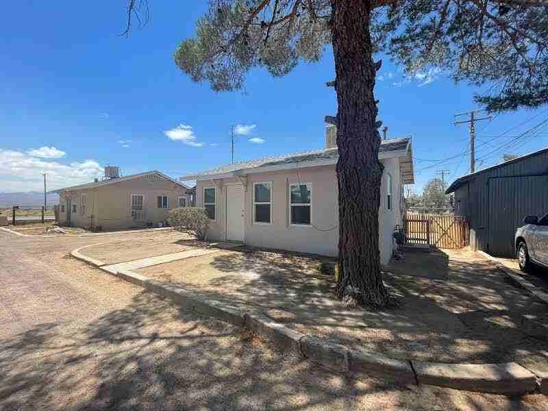 Yermo 6 Pack - Photo 2 of 20
