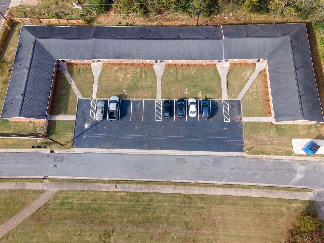 201 E. 13th Street - Photo 4 of 32