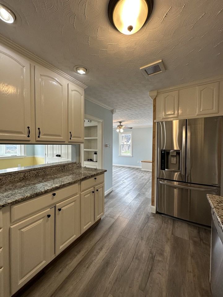 154 South Main Street - Photo 2 of 10