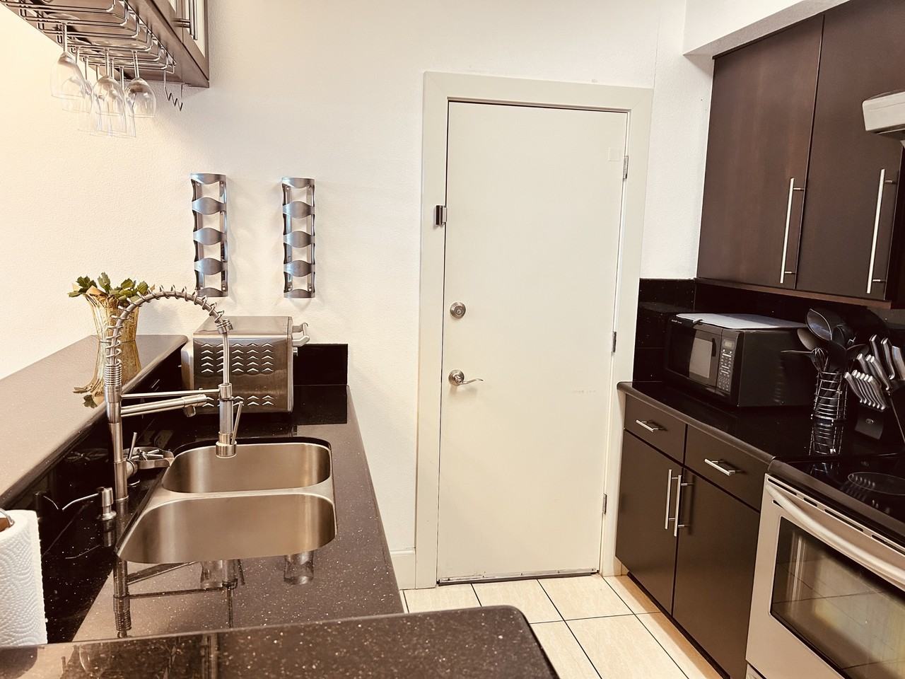 6016 NE Willow - Photo 6 of 17