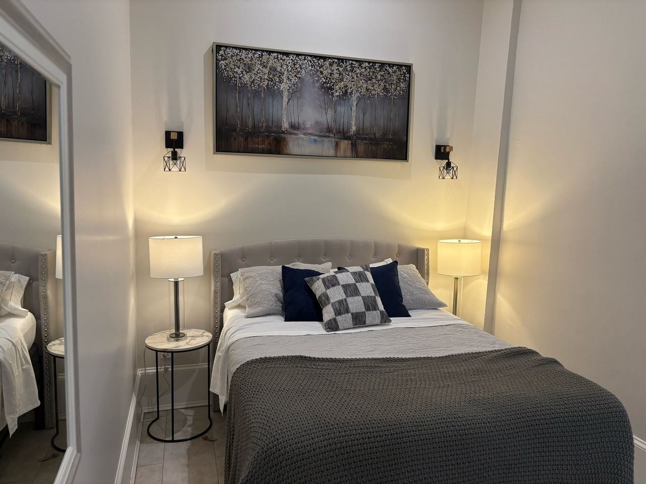 300 Magazine Street - Photo 2 of 12