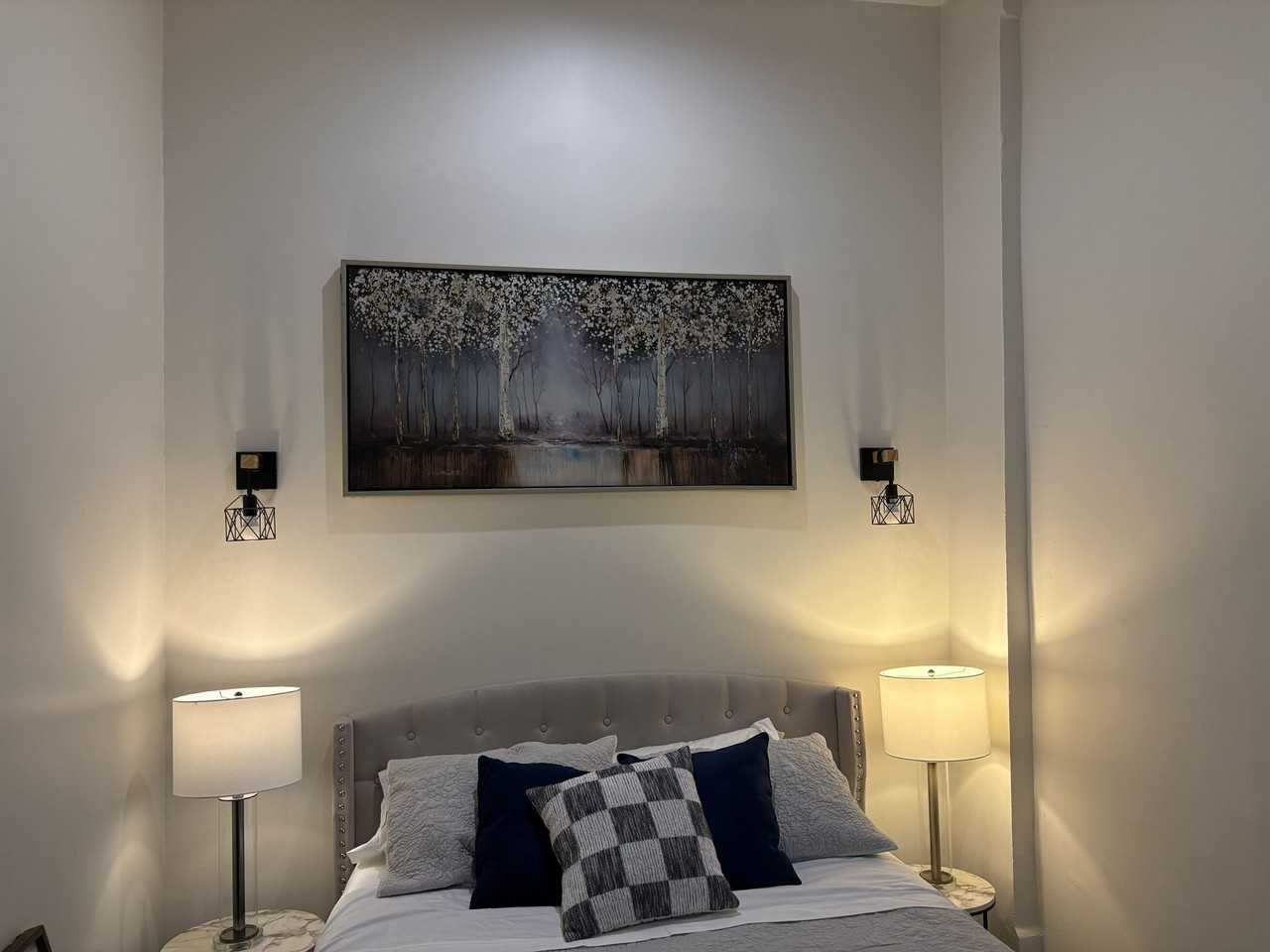 300 Magazine Street - Photo 3 of 12