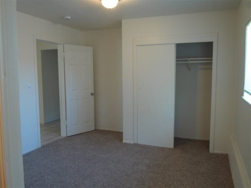 1115 Holly Avenue #C - Photo 6 of 10