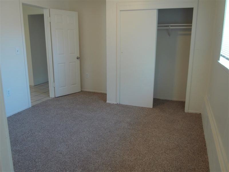 1115 Holly Avenue #C - Photo 7 of 10