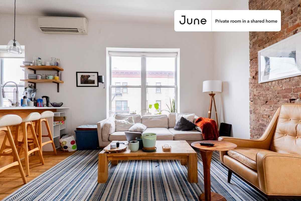 280 W 63rd St #B - Photo 4 of 10