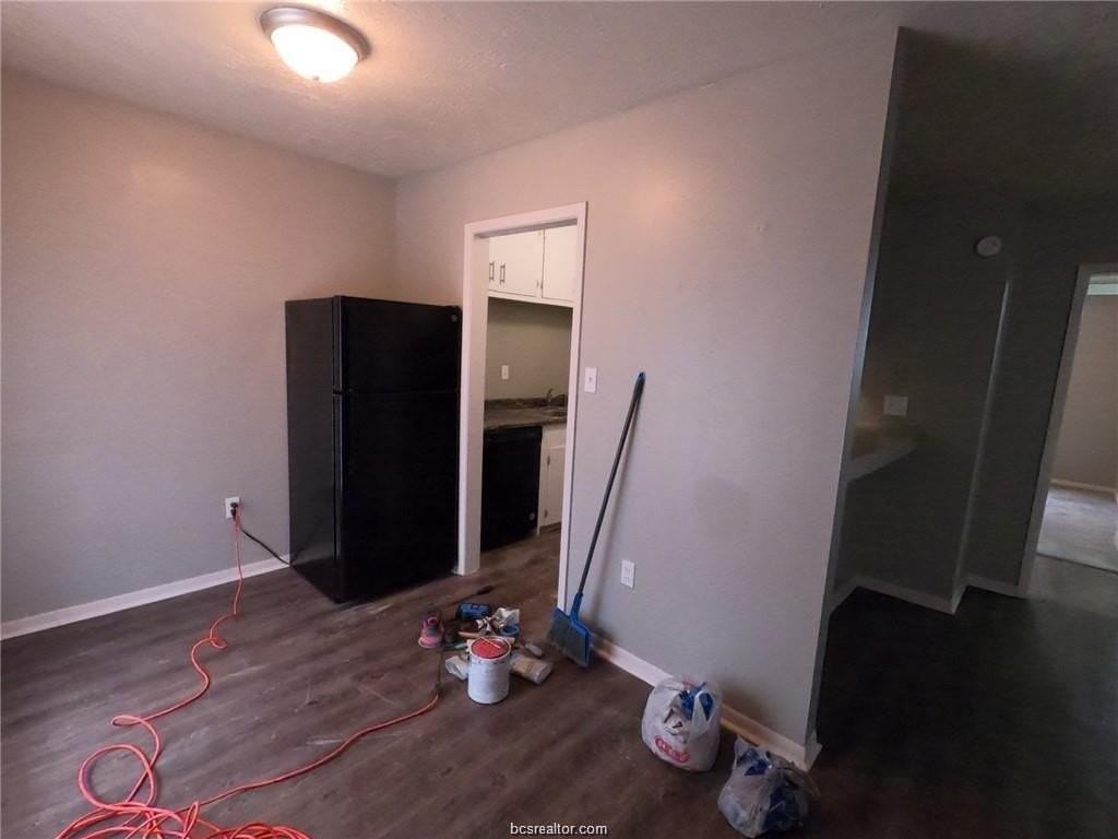 3300 S College Ave #A05 - Photo 5 of 15