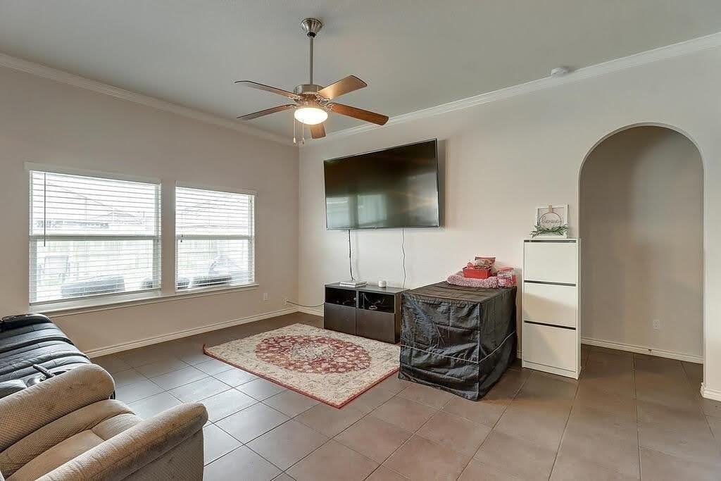 3033 Alta Gigonella - Photo 7 of 40