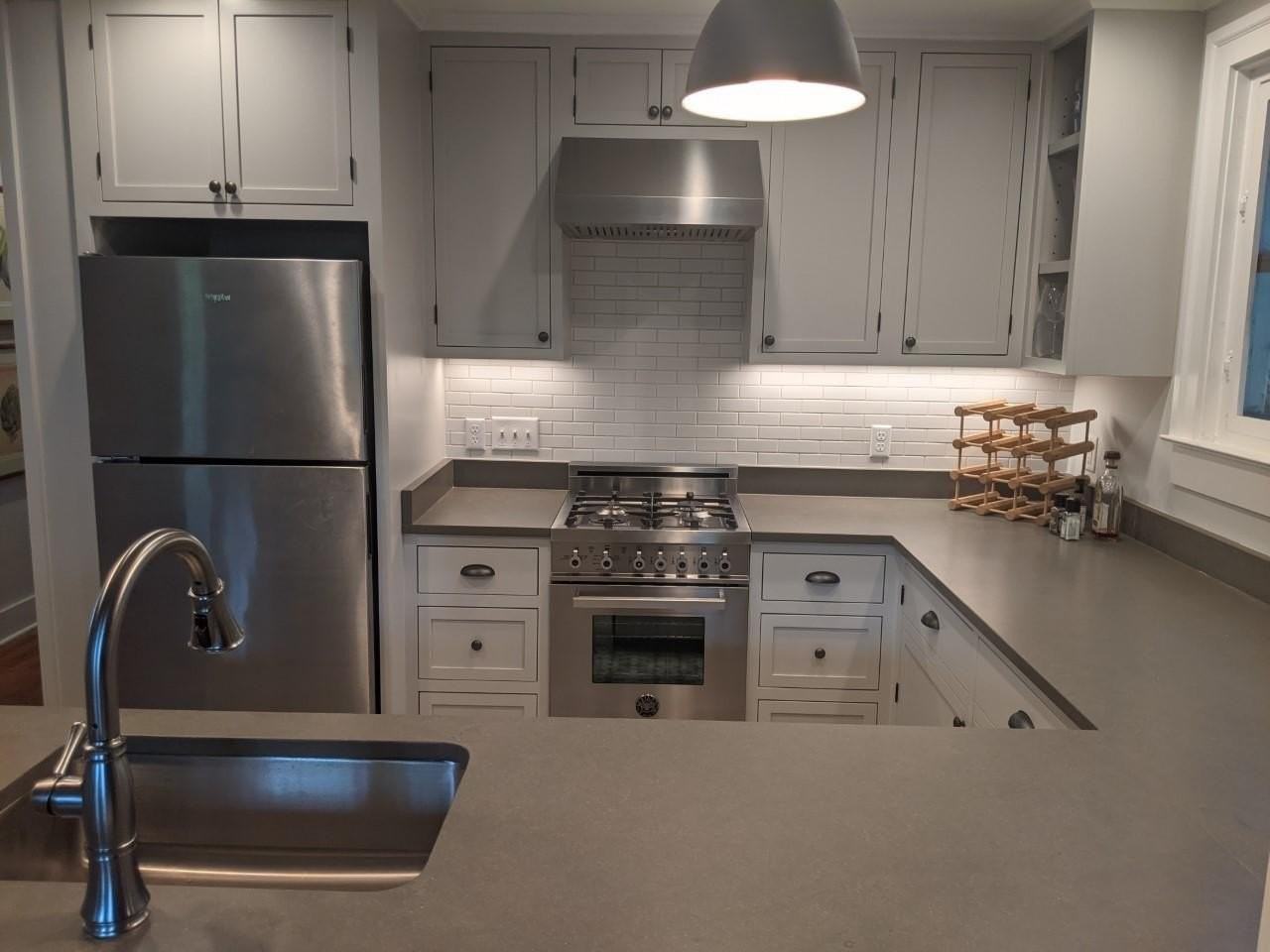 36 Charlotte St #2 - Photo 7 of 36