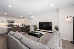 34 Smithfield Ave #MAIN - Photo 1 of 1