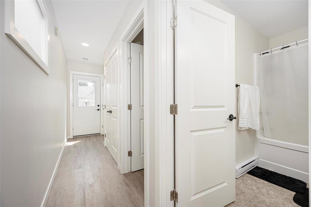 34 Smithfield Ave #MAIN - Photo 6 of 10