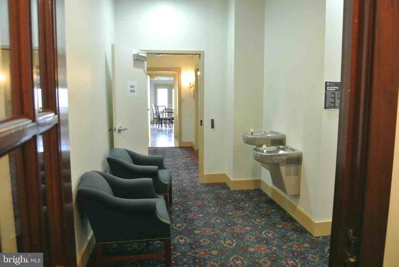 540 Court St - Photo 2 of 18