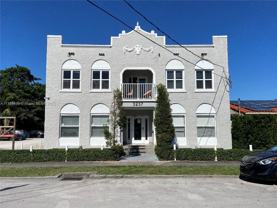 3237 Sw 4th St #1 - Photo 1 of 1