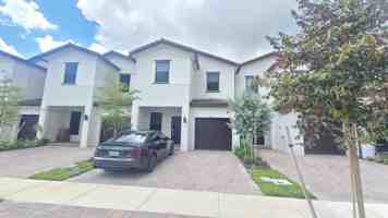 featured image of 226 Sw 159th Ct #226