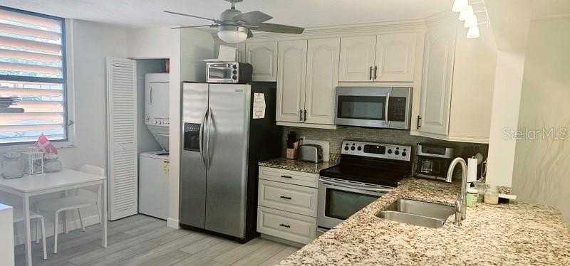 132 Wild Palm Drive #132 - Photo 5 of 21