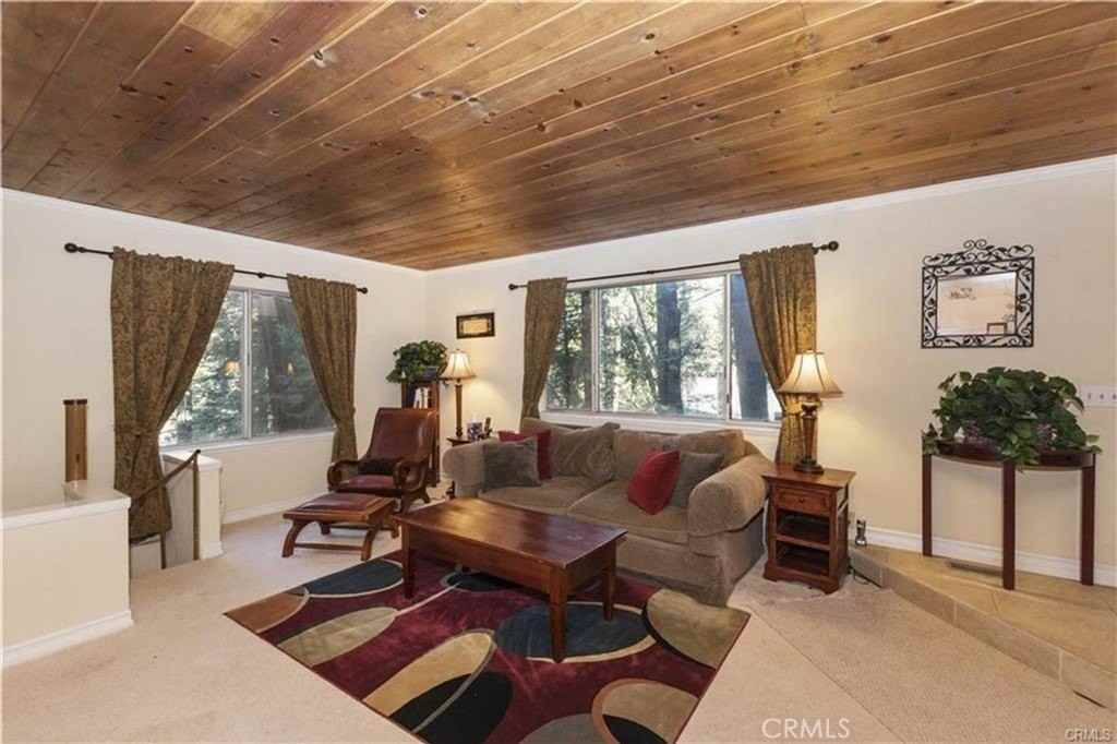 27875 Rainbow Dr - Photo 3 of 20