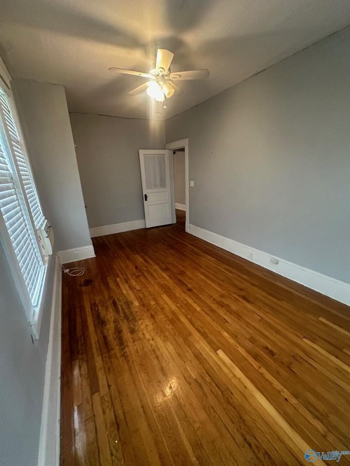 417 Holmes Ave Ne #C - Photo 5 of 10