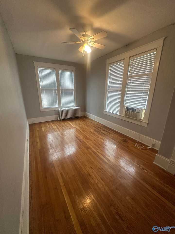 417 Holmes Ave Ne #C - Photo 6 of 10