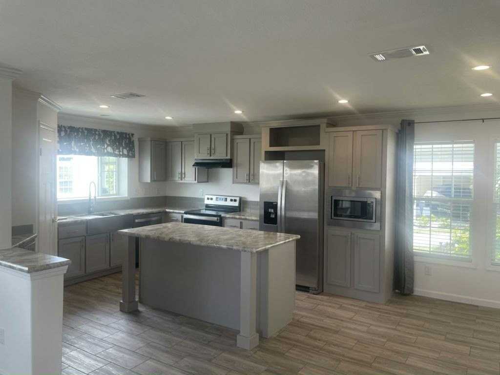 7465 44th Ter N #546 - Photo 4 of 21