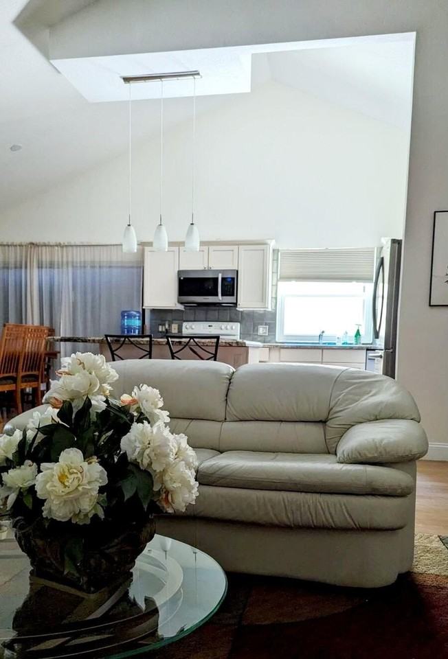 100 Cape Pointe Circle - Photo 5 of 25