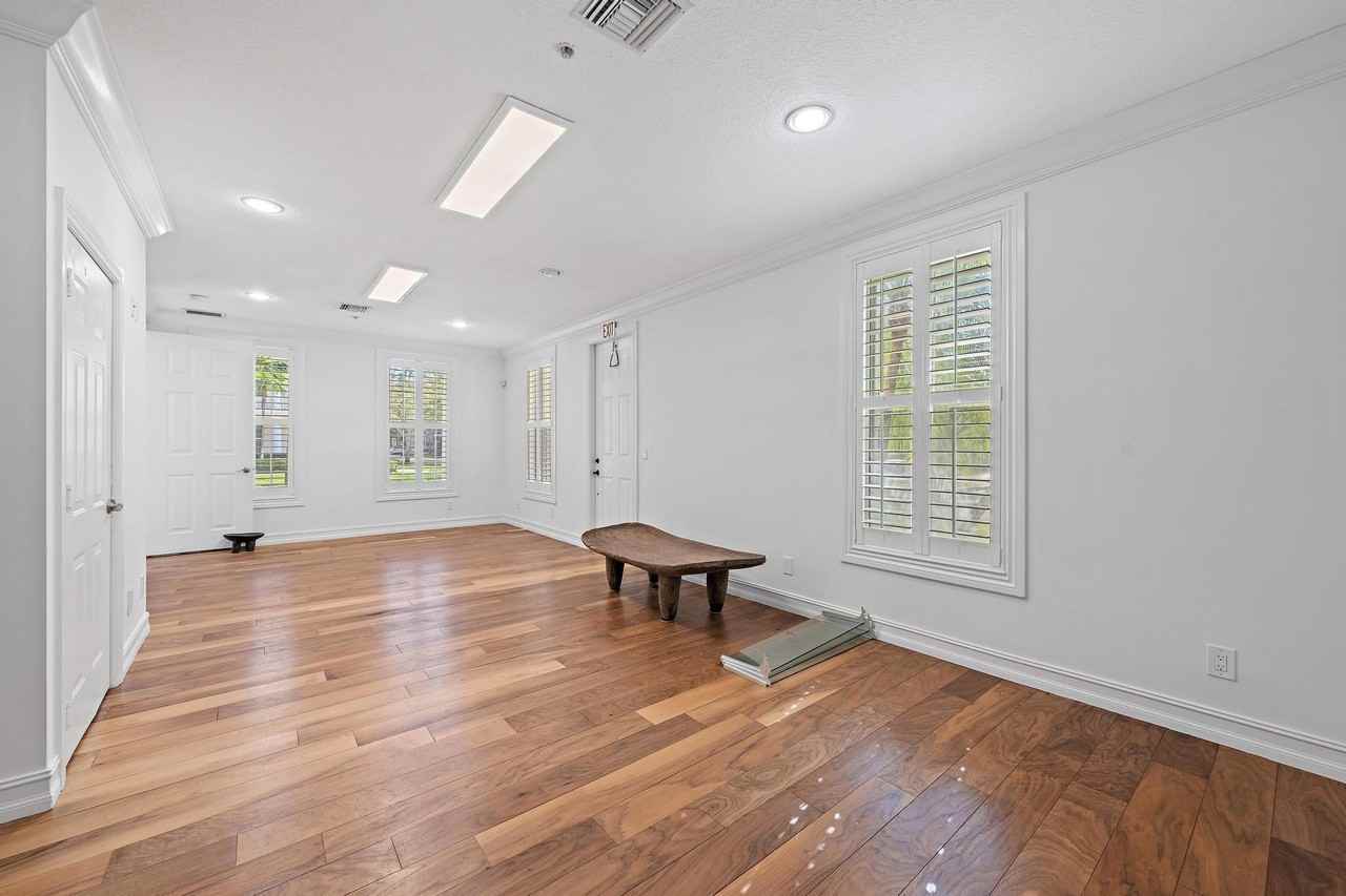 4344 Main Street - Photo 6 of 22