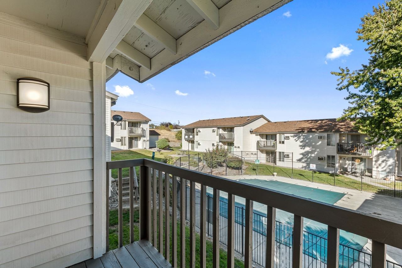 Parc 48 Apartments - Photo 7 of 50