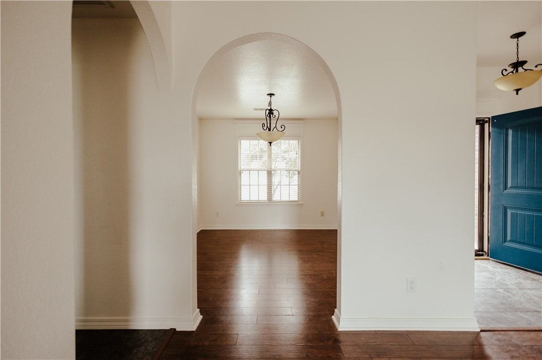 800 E Marietta Ct - Photo 4 of 27