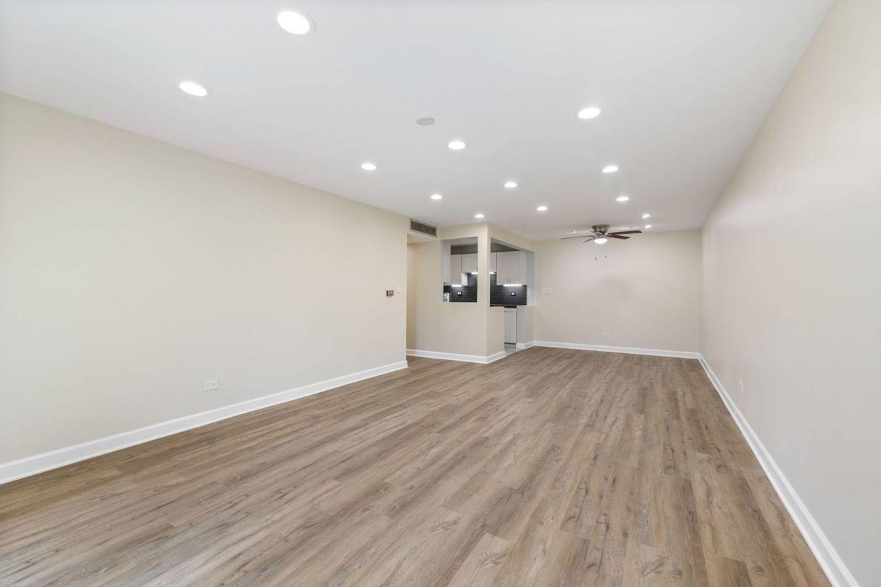 940 Beau Dr - Photo 3 of 16