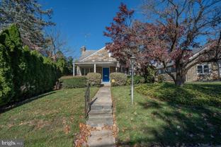 1457 Manoa Rd - Photo 1 of 1