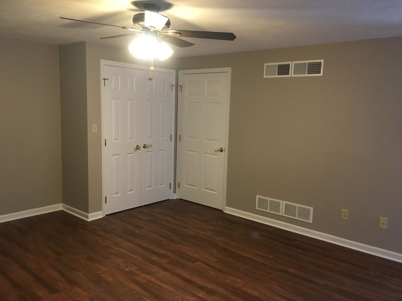 327 N. Pine Ave - Photo 4 of 21