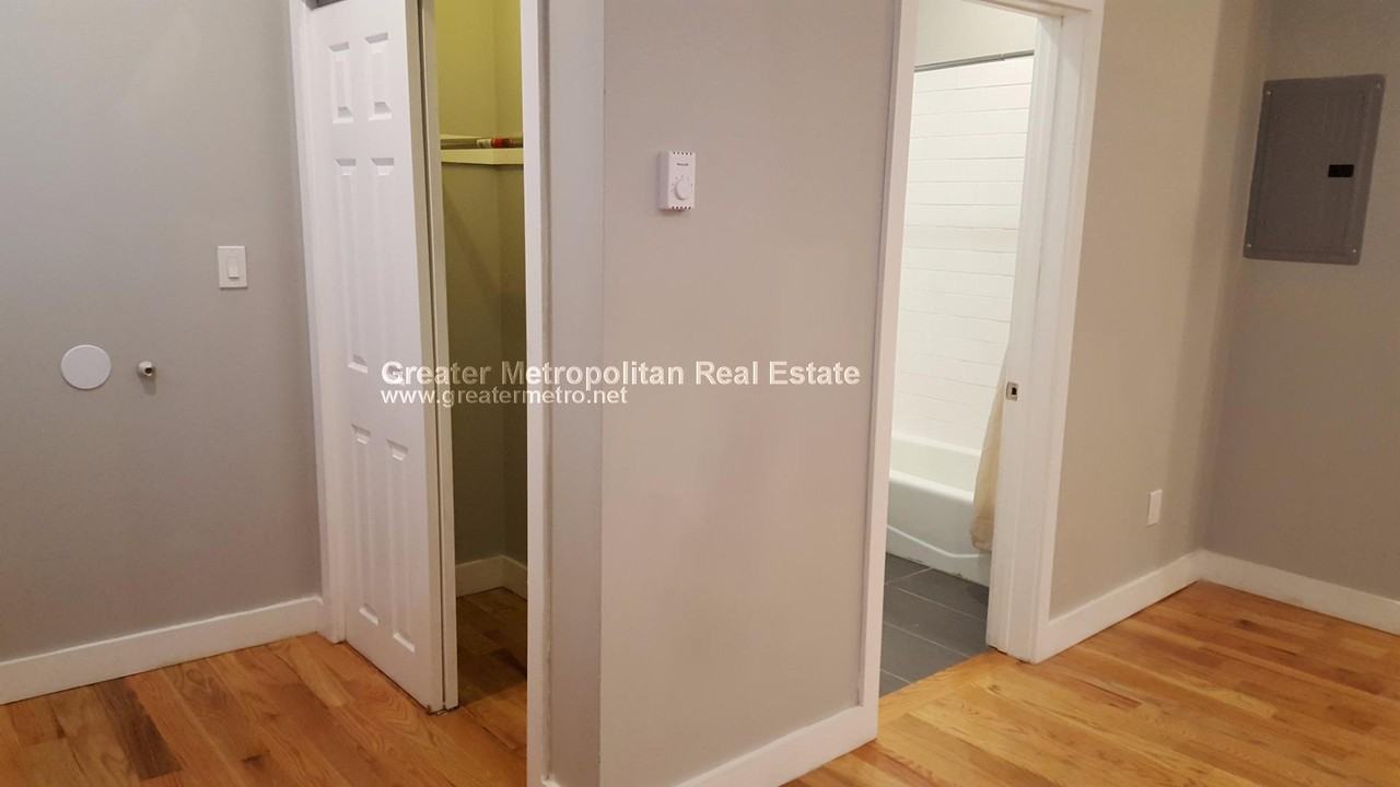 535 E 8th St #2 - Photo 5 of 14