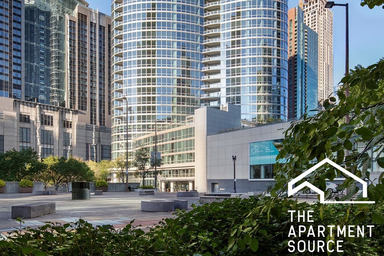 465 N Park Dr #PHTH - Photo 6 of 20