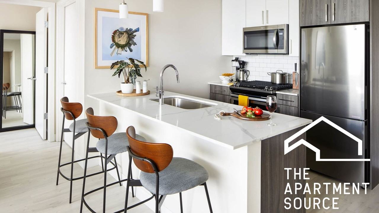 808 S Michigan Ave #2BD2BATH - Photo 3 of 27