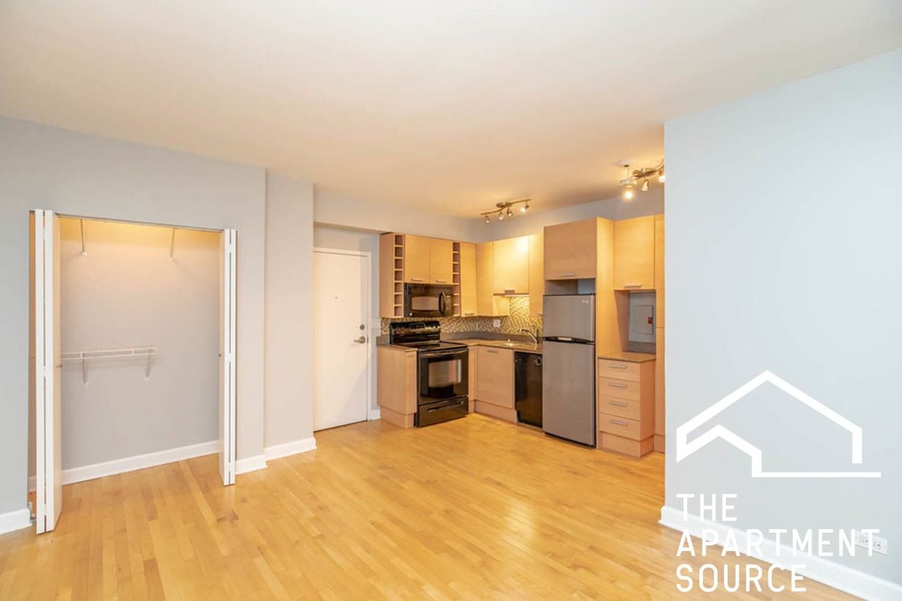 732 W Bittersweet Pl #508 - Photo 7 of 34