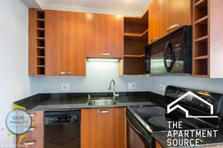 732 W Bittersweet Pl #1103 - Photo 1 of 1