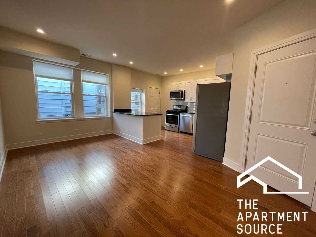 3238 N Clark St #2R - Photo 5 of 18