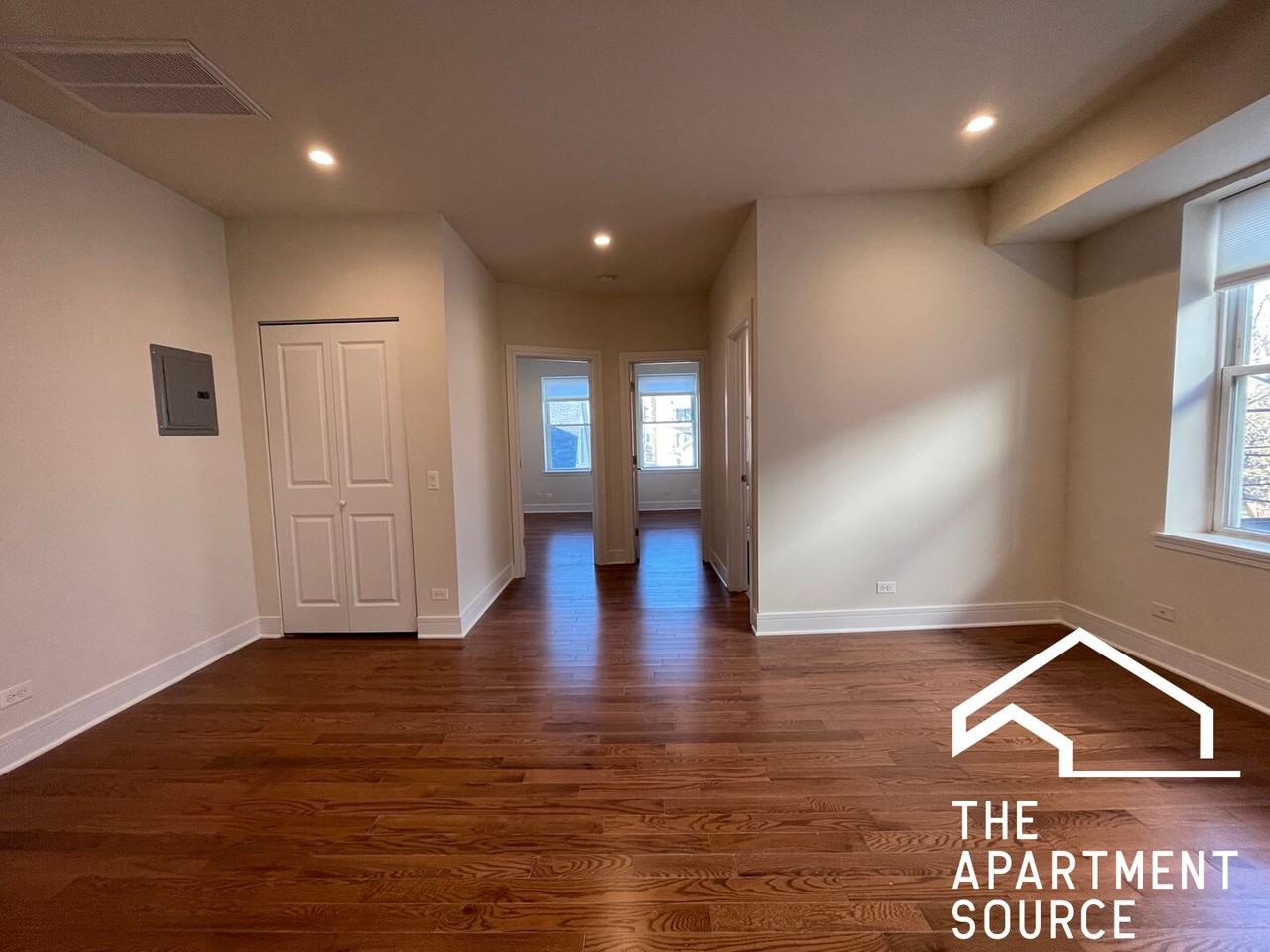 3238 N Clark St #2R - Photo 7 of 18