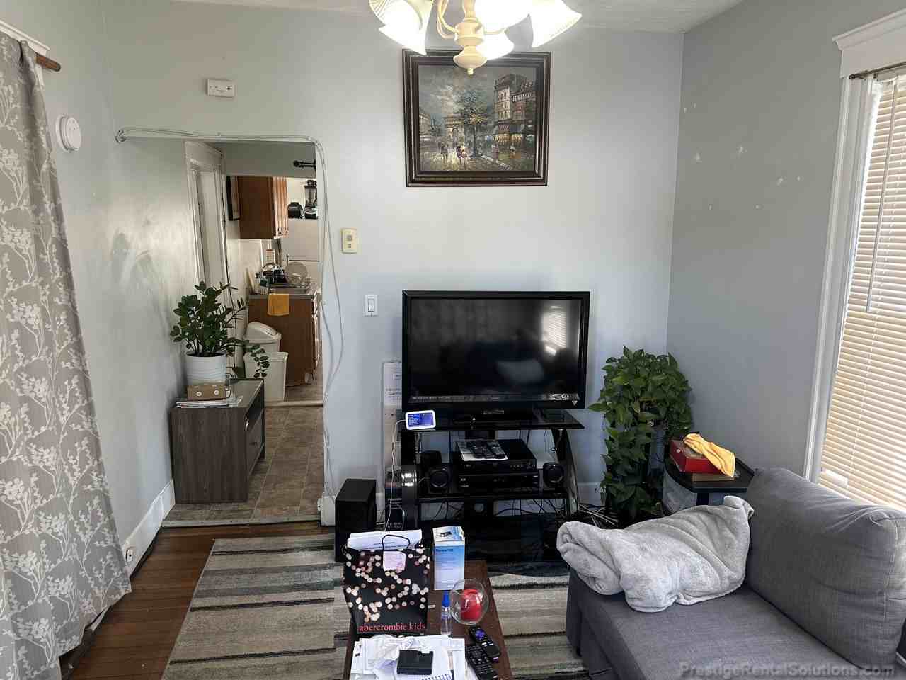 96 Nichols Ave #A - Photo 5 of 22