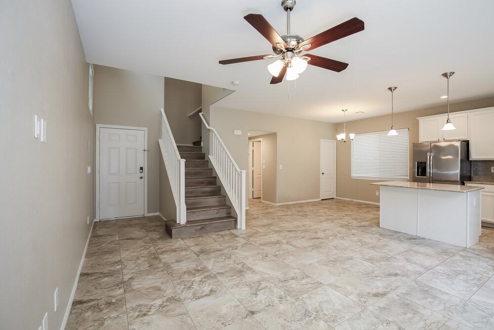7369 Puddle Duck St - Photo 4 of 17