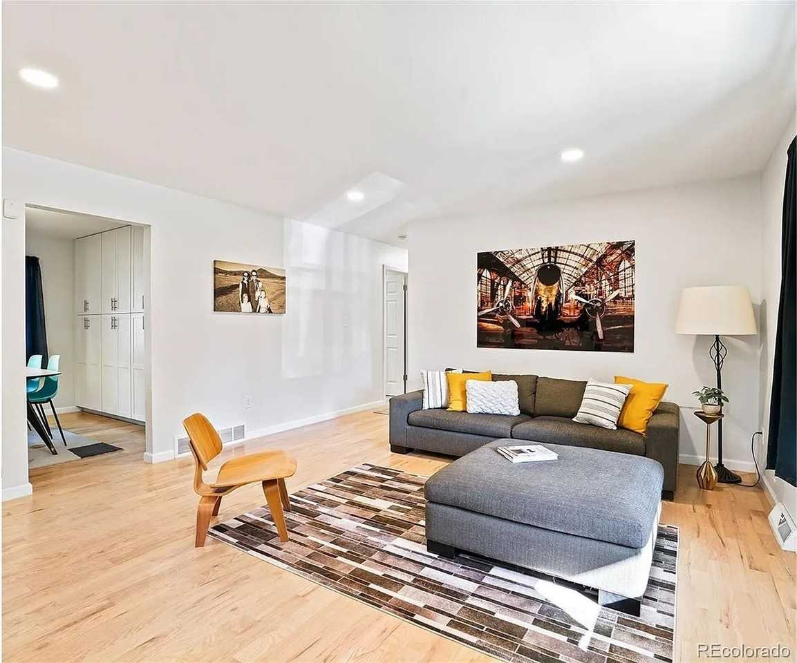 2697 S Leyden St - Photo 3 of 31