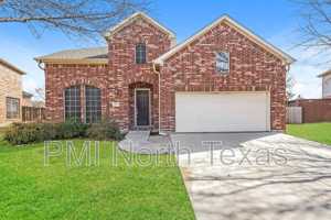featured image of 2541 Indian Hills Dr