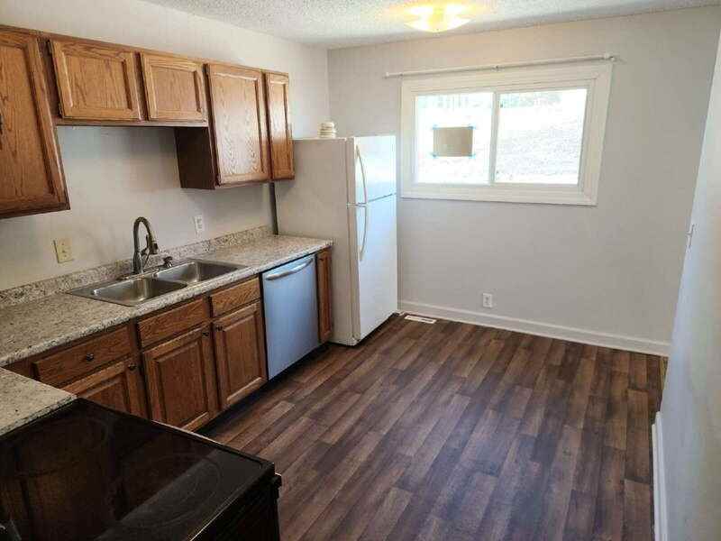 122 Mckinley Ave - Photo 3 of 40