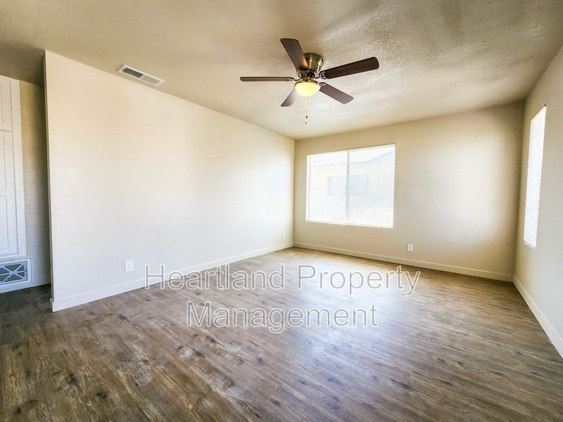 800 S Anza St #19 - Photo 2 of 10