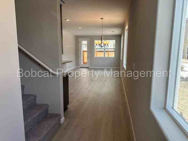 860 Furlong Dr - Photo 2 of 50