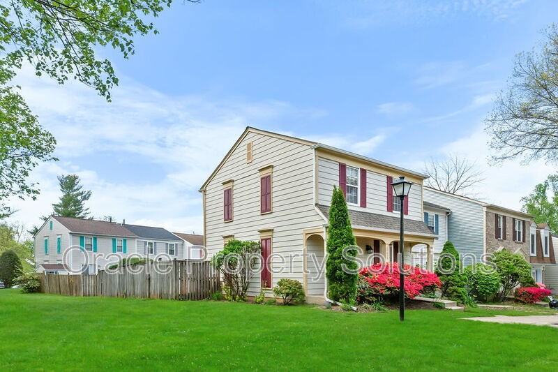 17429 Gallagher Way - Photo 3 of 30