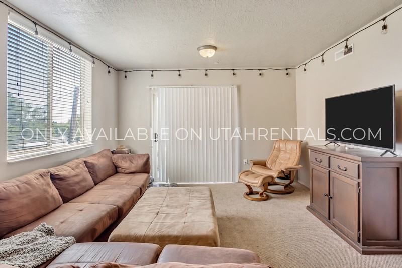 838 En #A2-1 - Photo 4 of 34