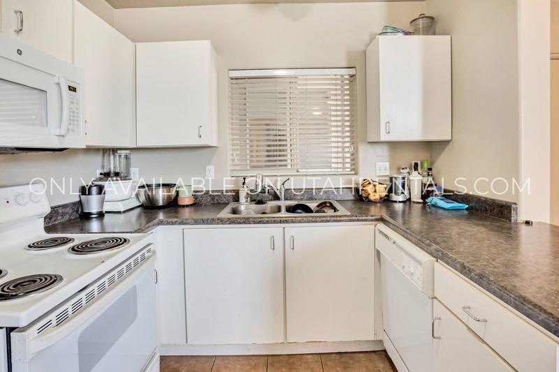 838 En #A2-1 - Photo 7 of 34