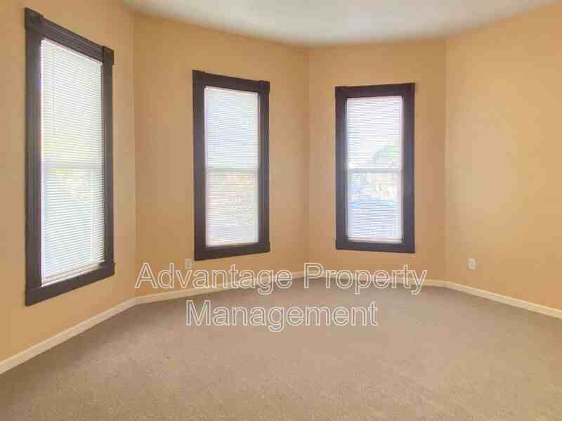 324 Calapooia St Sw #3 - Photo 2 of 11