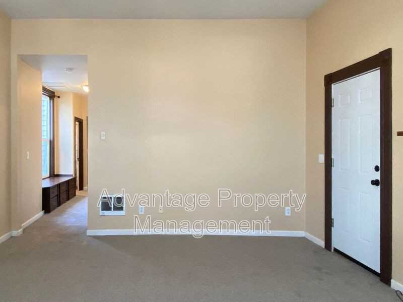 324 Calapooia St Sw #3 - Photo 3 of 11